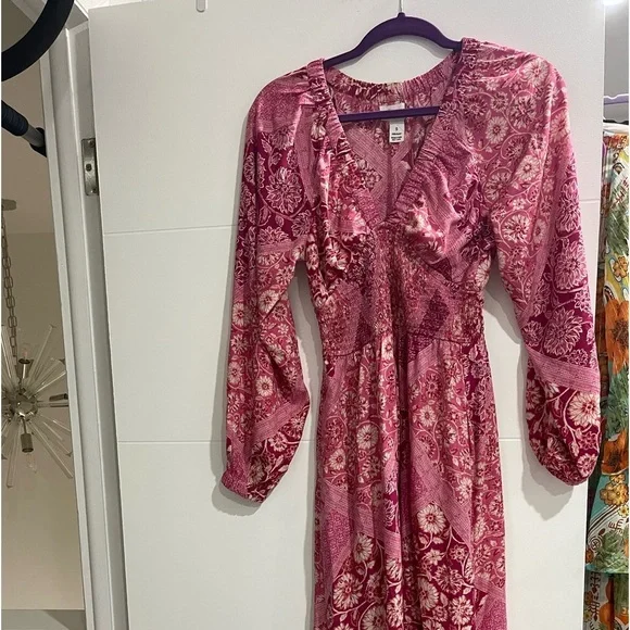 New size small soft fabric beautiful India dress - Picture 1 of 7